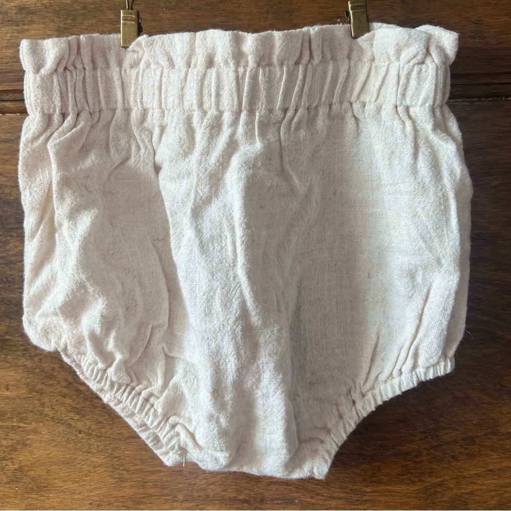 Eadaie. | Cream Baby Bloomers (3yrs)
